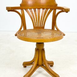 Thonet stiliaus reguliuojamo aukščio darbo krėslas 50x63x83 cm (48-53)