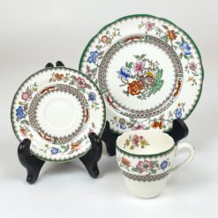 Keramikinis Spode serijos Chinese rose puodelio 110 ml ir dviejų lėkštučių 3 vnt. kompl.