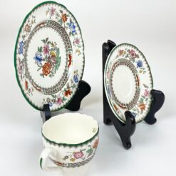 Keramikinis Spode serijos Chinese rose puodelio 110 ml ir dviejų lėkštučių 3 vnt. kompl.