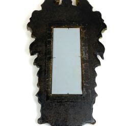 Siauras veidrodis juodame rėme su aukso spalvos ornamentais 5x32x58,5 cm