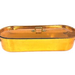 Variuoto metalo žuvies gaminimo indas su dangčiu ir žalvario rankenomis 17x51x13 cm