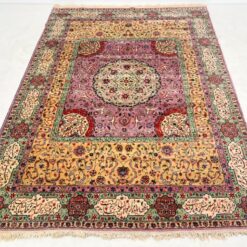 Vilnonis rankų darbo kilimas “Isfahan” 360x260x0,7 cm