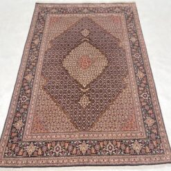 Vilnonis rankų darbo kilimas su šilku “Tabriz” 302x199x0,5 cm