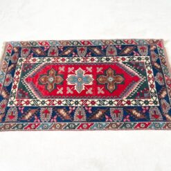 Turkiškas vilnonis rankų darbo kilimas “Döşemealtı” 202x116x0,6 cm