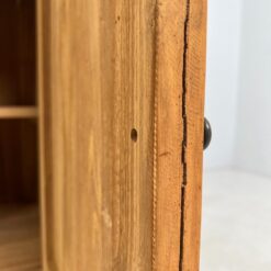 Tikmedžio masyvo keturių stalčių ir keturių durų komoda 52x204x100,5 cm