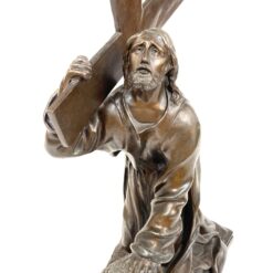 Metalinė Jėzaus Kristaus, nešančio kryžių, statula 20x32x44 cm