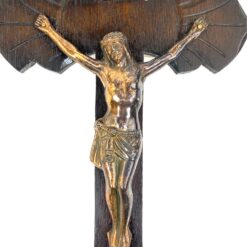 Pakabinamas medinis kryžius su metalinė Jėzaus Kristaus figūra 4x21x39 cm