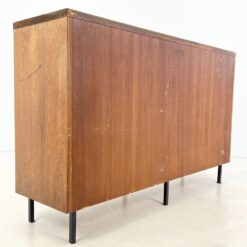 Vintažinė dviejų stumdomų durų komoda 40×146,5×92,5 cm
