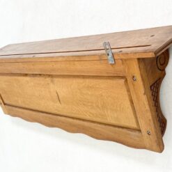 Drožinėta ąžuolinė sieninė kabykla su šešiais žalvariniais kabliukais 21x99x33 cm