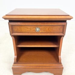 Klasikinio stiliaus riešutmedžio spintelės 2 vnt. kompl. 35,5×50,5×60,5 cm