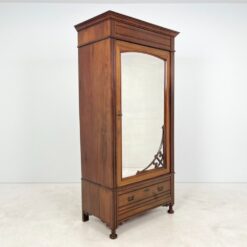 Art Nouveau raudonmedžio spinta su veidrodžiu 60,5x107x215,5 cm