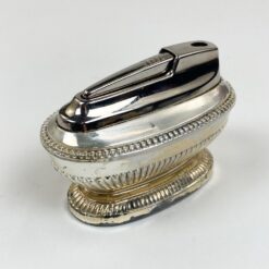 Angliškas Ronson stalinis dujinis sidabruoto metalo žiebtuvėlis 9×4,5×6,5 cm