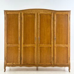 Ąžuolinė keturių durų rūbų spinta 56x194x184 cm