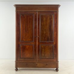 Senovinė raudonmedžio dviejų durų ir dviejų stalčių spinta 64x155x218 cm