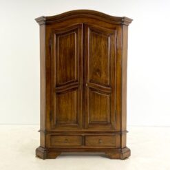 Klasikinio stiliaus riešutmedžio dviejų durų rūbų spinta su stalčiumi 54x130x192 cm