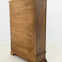 Klasikinio stiliaus riešutmedžio dviejų durų rūbų spinta su stalčiumi 54x130x192 cm