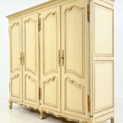 Provanso stiliaus medinė keturių durų rūbų spinta 64x219x188 cm
