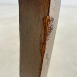Ampyro stiliaus raudonmedžio krėslas su eko oda ir žalvario detalėmis 57x62x73 cm, 46 cm