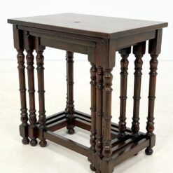 Mediniai lizdiniai staliukai 3 vnt. komplektas 39,5×59,5×61,5 cm