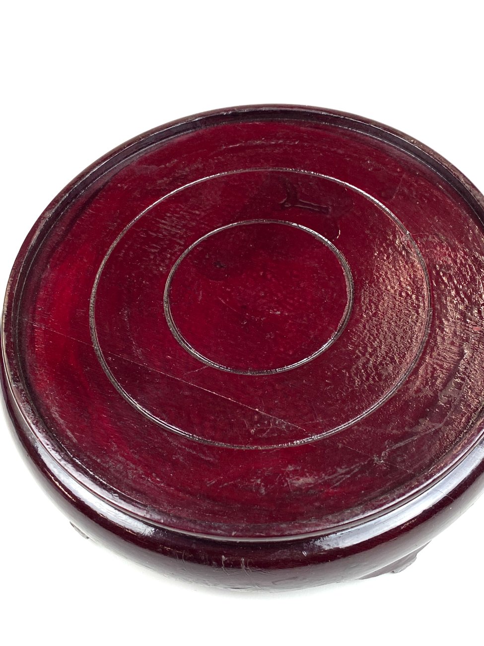 HK1491-kiti-indai-6 Rytietiškas medinis vazono arba vazos padėkliukas 24,5×24,5×5,5 cm