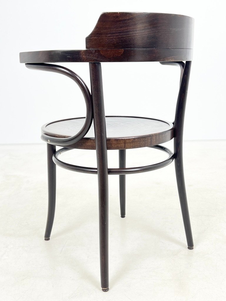 HM0790-valgomojo-kreslai-10 Medinis Thonet stiliaus krėslas 56x59x81 cm, 46,5 cm