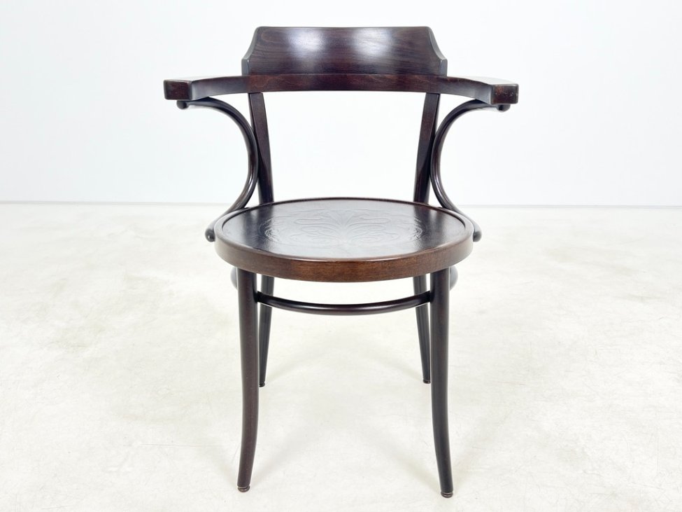 HM0790-valgomojo-kreslai-2 Medinis Thonet stiliaus krėslas 56x59x81 cm, 46,5 cm