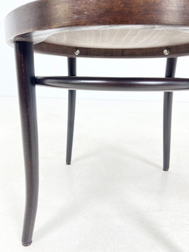 HM0790-valgomojo-kreslai-7 Medinis Thonet stiliaus krėslas 56x59x81 cm, 46,5 cm