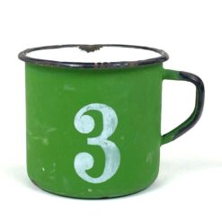 Vintažinis metalinis emaliuotas puodelis “3” 350 ml 9×11,5×8 cm