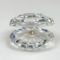 Krištolinė “Swarovski” statula kriauklė su perlu A 7624 Nr 055 000 su originalia dėžute 6,5x6,5x5 cm