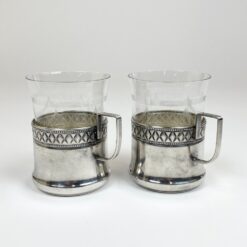 Sidabruoto metalo stiklinės laikikliai su stiklo stiklinėmis po 250 ml 2 vnt. komplektas 7,5×9,5×10 cm