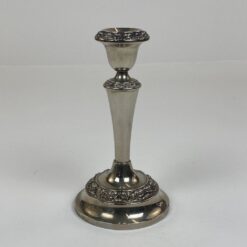 Angliška Ian Heath Ltd sidabruoto metalo žvakidė "Ianthe" 10x10x18,5 cm