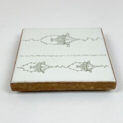 Keramikinis medinio rėmo padėkliukas su kojelėmis 15,5×15,5×3 cm