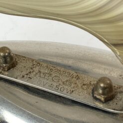 Vintažinis metalinis AEG lygintuvas medine rankena, su laidu 19,5x11x14 cm