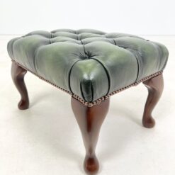 Chesterfield stiliaus raudonmedžio pufas su natūralia oda 37x51x35 cm