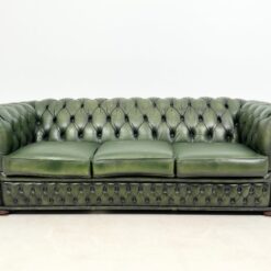 Chesterfield stiliaus natūralios odos trivietė sofa 96x211x75 cm, 44 cm