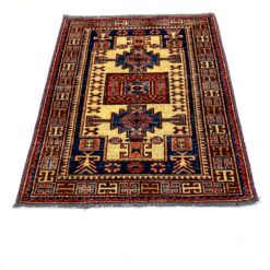 Vilnonis rankų darbo kilimas 118x83x0,5 cm