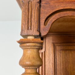 Art Nouveau laikotarpio ąžuolinis bufetas 60x151x225 cm
