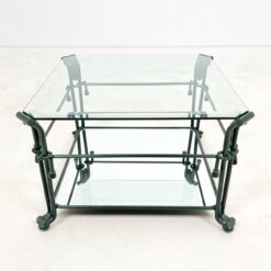 Metalinis staliukas stikliniu stalviršiumi su veidrodinio stiklo lentyna 63x63x40 cm