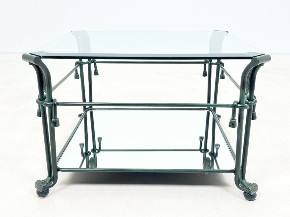 DS0255-stalai-7 Metalinis staliukas stikliniu stalviršiumi su veidrodinio stiklo lentyna 63x63x40 cm