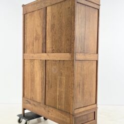 Ąžuolinė trijų durų rūbų spinta su veidrodžiais 55,5x135x213 cm