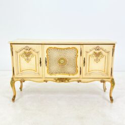 Provanso stiliaus trijų durų komoda 58x85x82 cm