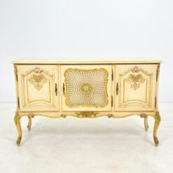 Provanso stiliaus trijų durų komoda 58x85x82 cm