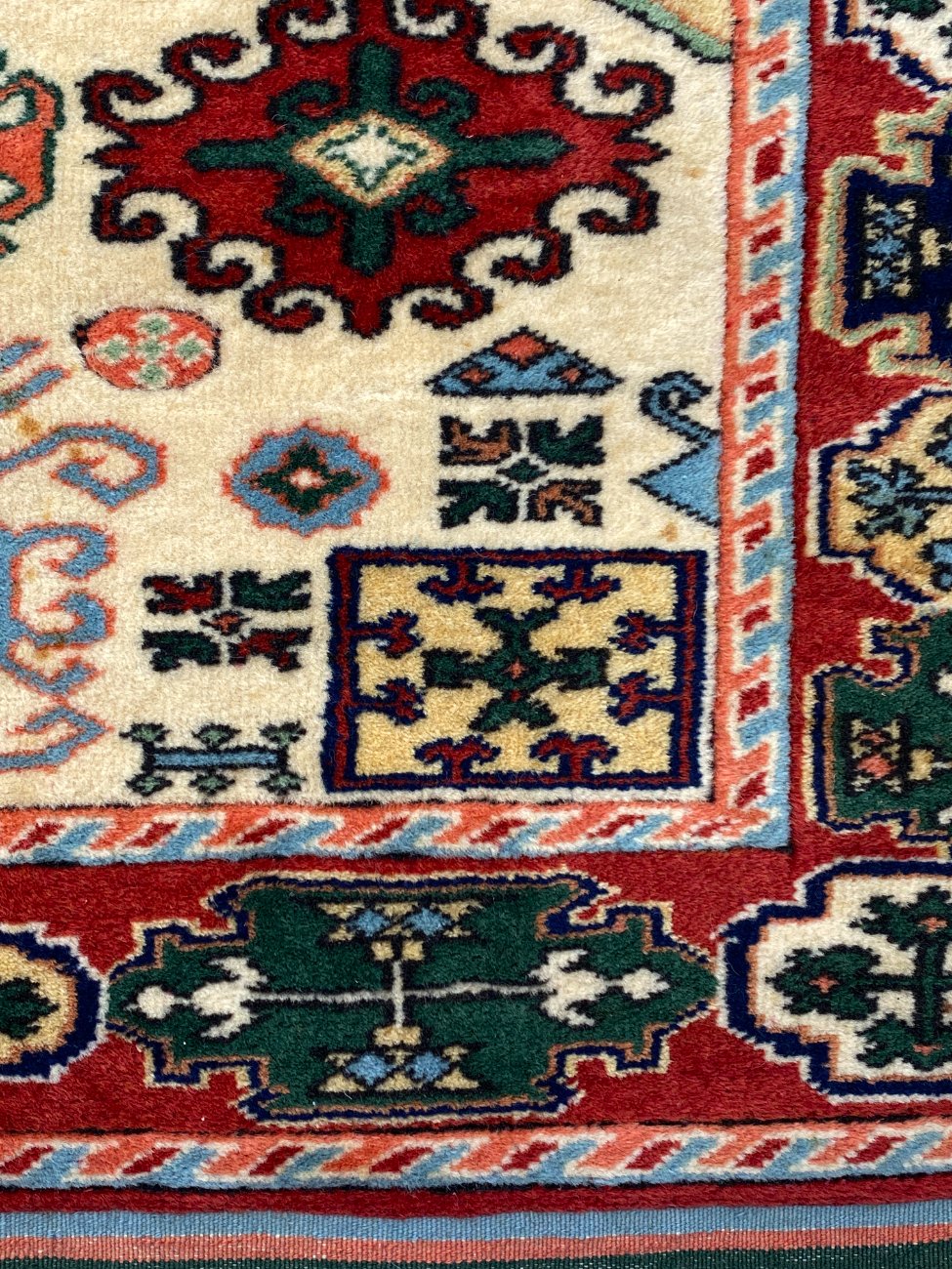 DS0275-kilimai-10 Vilnonis rankų darbo kilimas “Afghan” 137x93x0,6 cm
