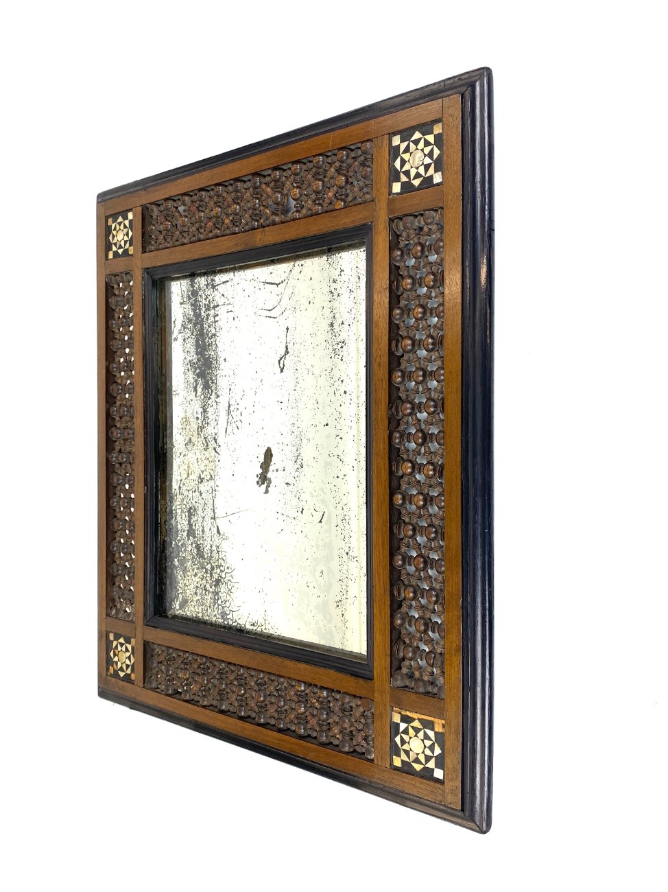 DS0279-veidrodziai-1 Viduriniųjų Rytų stiliaus veidrodis drožinėtame ir perlamutru inkrustuotame rėme 1,5x40x46 cm