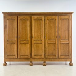 Ąžuolinė penkių durų rūbų spinta 61x250x188,5 cm