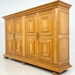 Ąžuolinė keturių durų komoda 54x253x155 cm