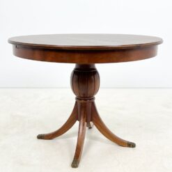 Apvalus riešutmedžio valgomojo stalas 100,5×100,5×76,5 cm
