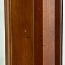 Klasikinio stiliaus riešutmedžio bufetas 49x151x205 cm