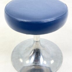Mid Century metalinio rėmo 360° sukama taburetė su eko odos sėdimąja dalimi 45x45x43 cm