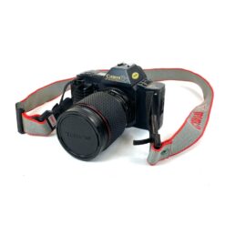 Vintažinis japoniškas Canon T70 juostinis fotoaparatas su Tokina SZ-X 28-105mm objektyvu 15,5×15,5×9,5 cm
